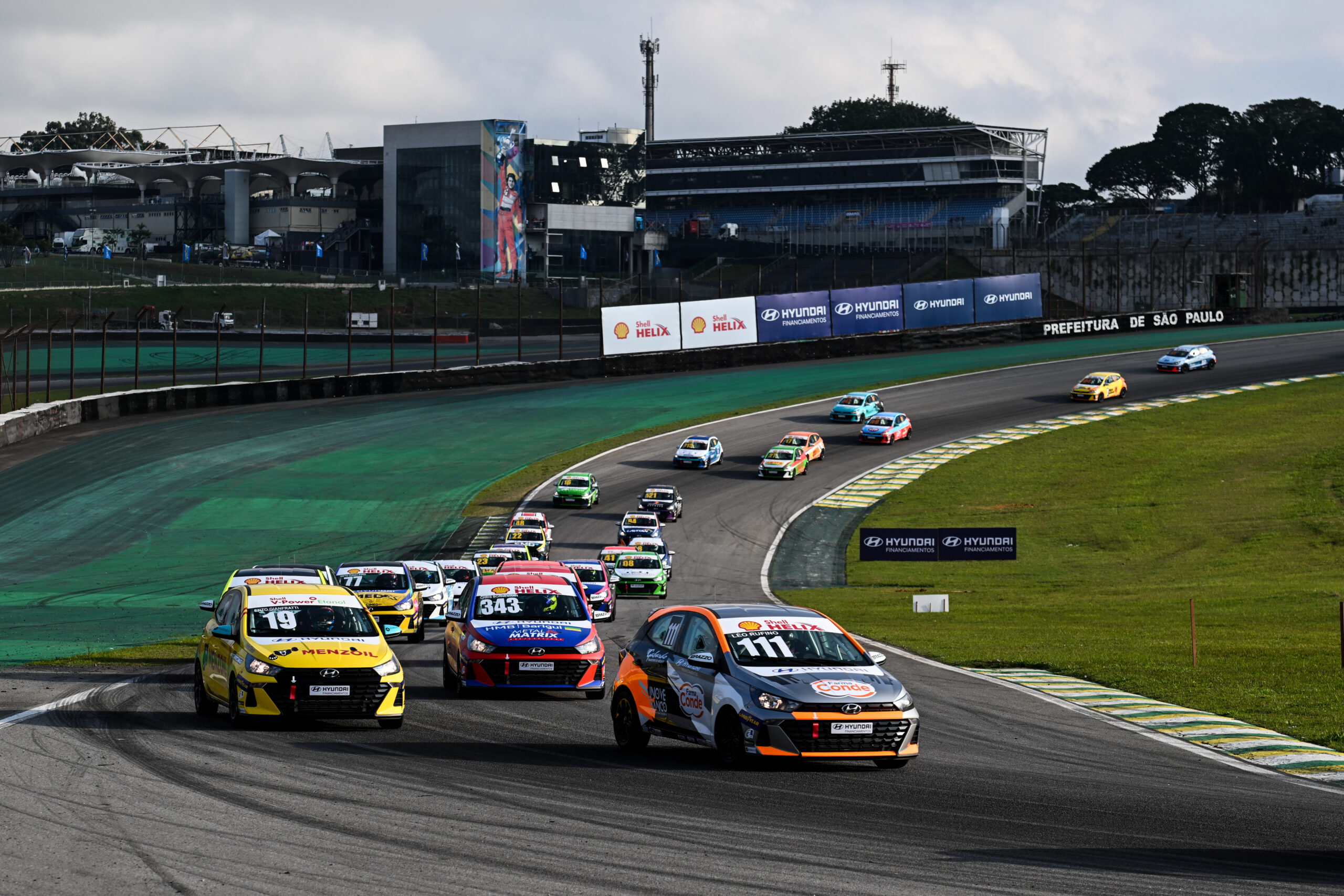 GOODYEAR ACELERA NA DECISÃO DA COPA HYUNDAI HB20 2025 EM INTERLAGOS/SP