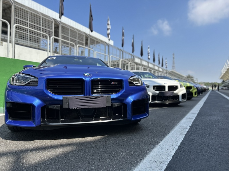 GOODYEAR PRESENTE NAS COMEMORAÇÕES DOS 30 ANOS DA BMW NO BRASIL